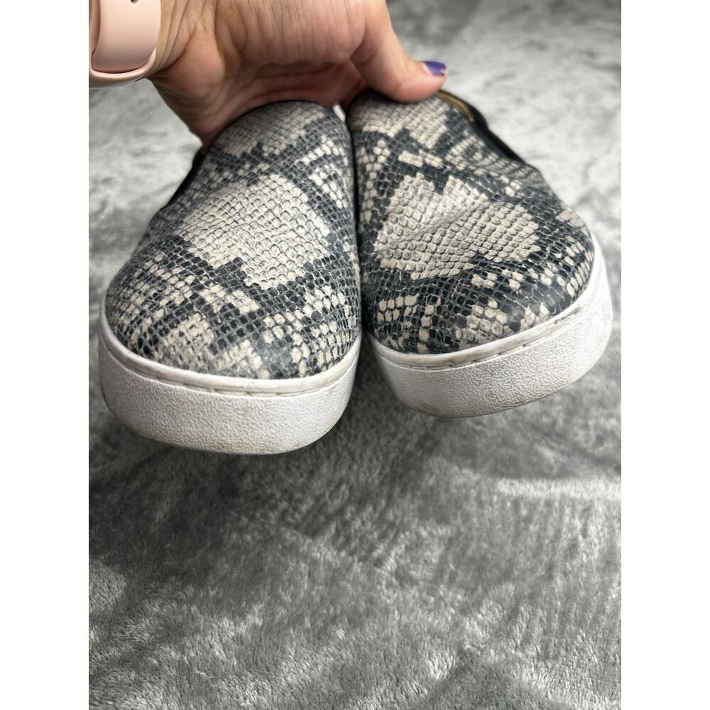 Vionic Sneaker Leather Snake Print Black Slip‎ On Casual Classy Comfort Size 8 - Picture 4 of 10